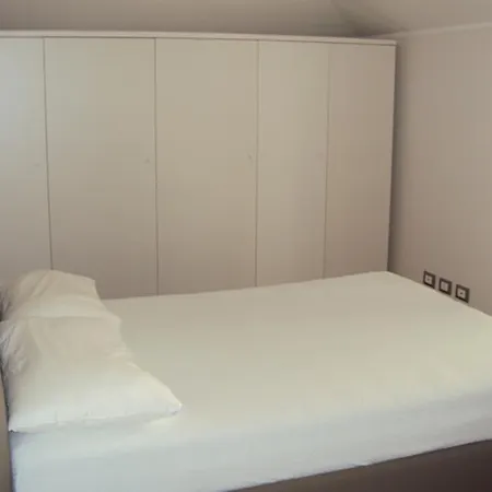 Immobiliare Σπίτι διακοπών Pietra Ligure